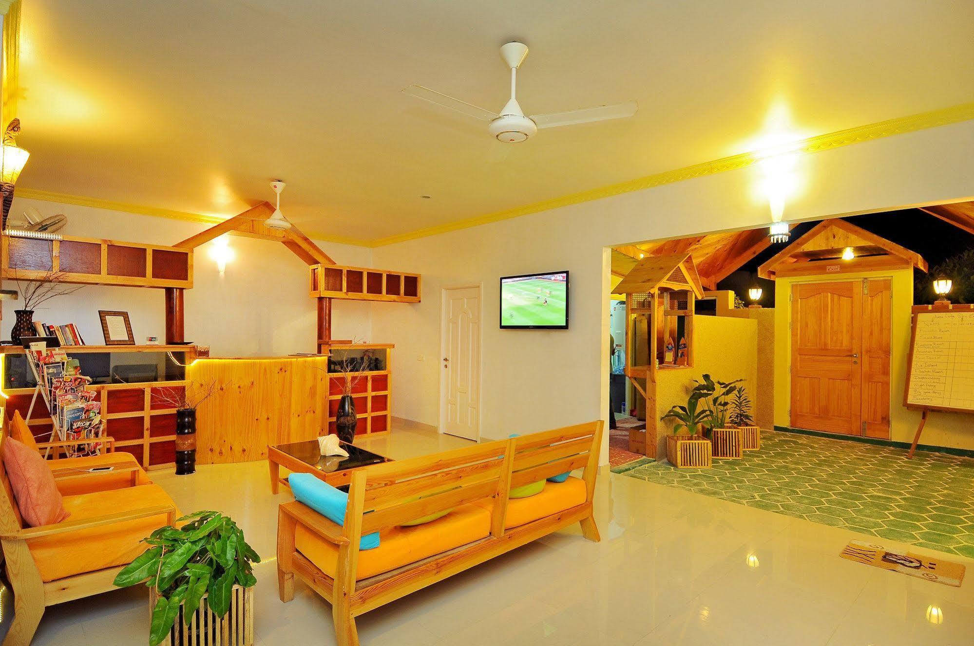 Arena Lodge Sky Maafushi Exteriér fotografie